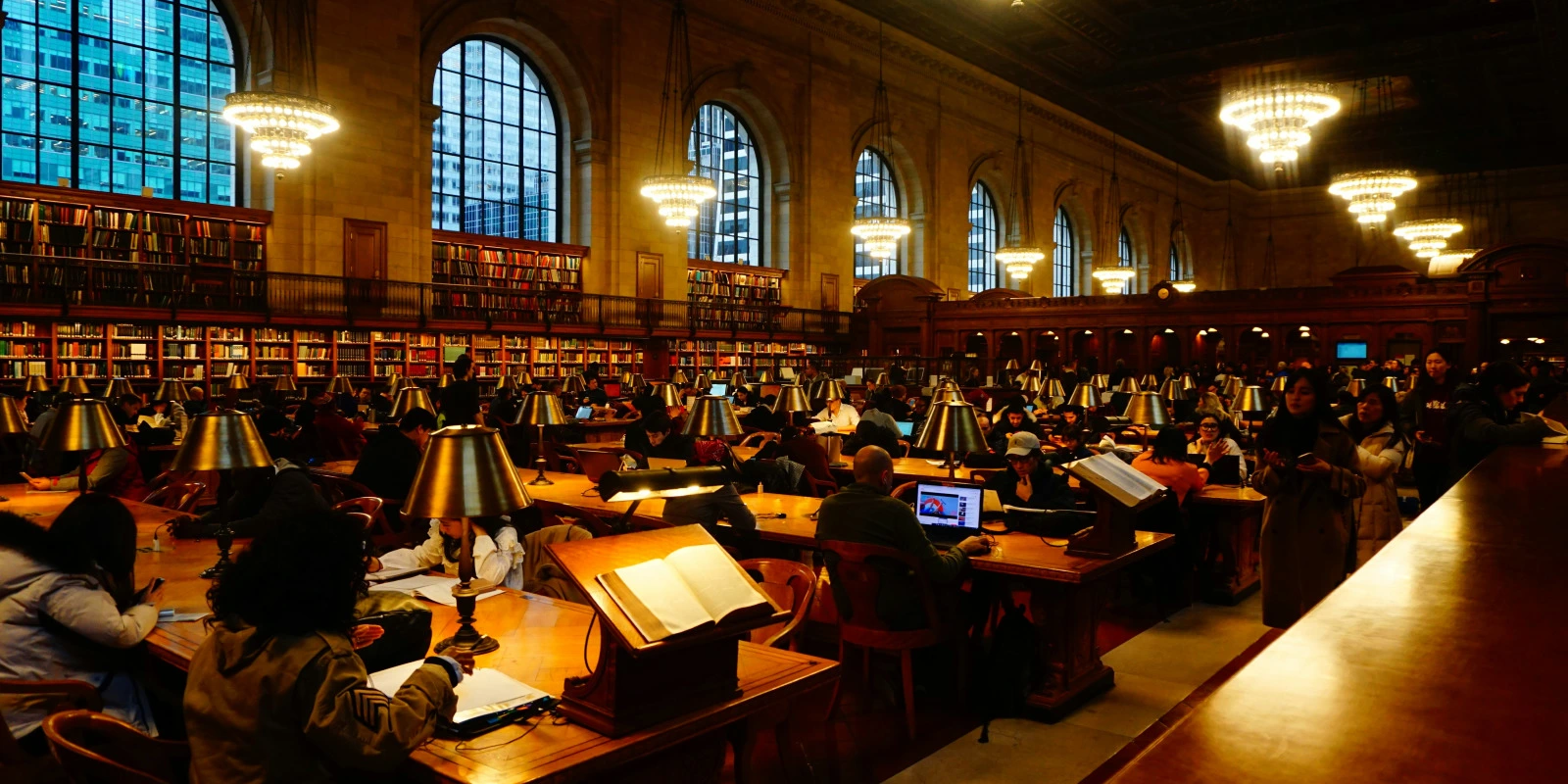 Comment Rédiger une Lettre de Motivation pour une Licence Sciences et Technologie ?